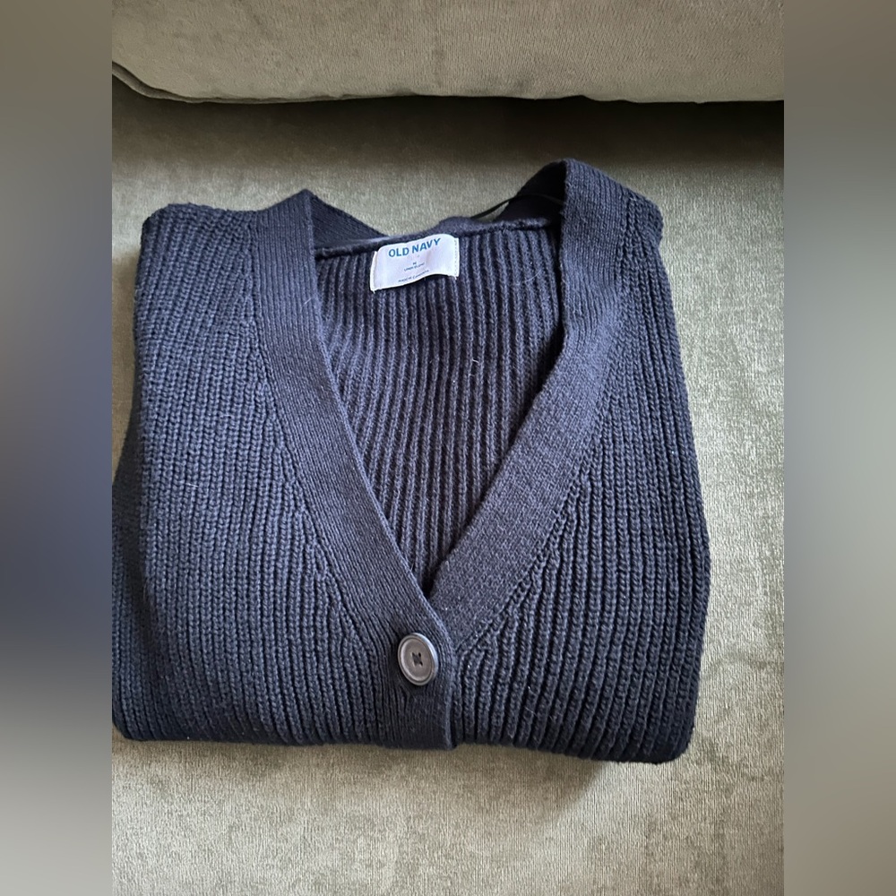 Old Navy Women’s Black Sweater